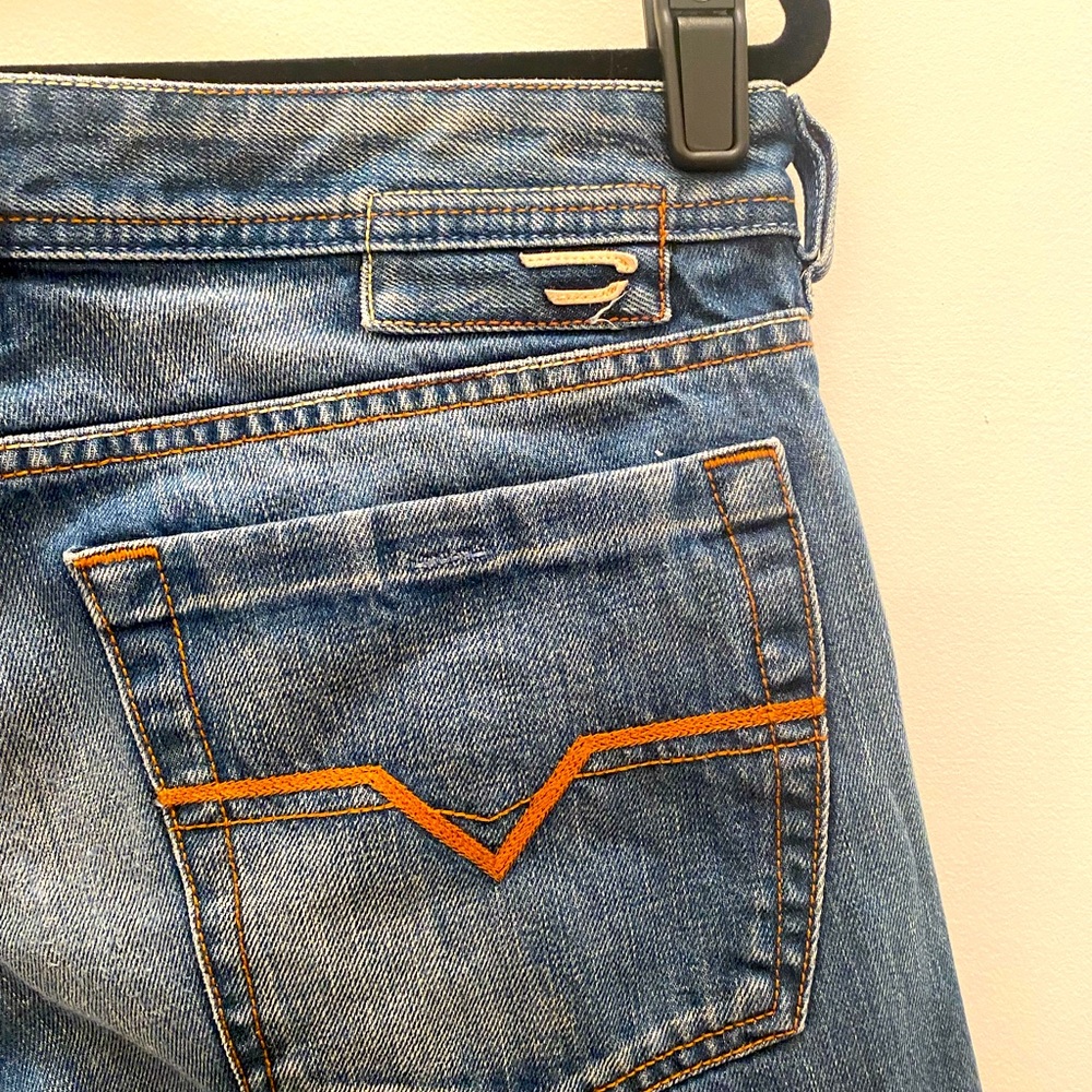 Men’s Diesel ZATHAN L.34 denim jeans 33 bootcut stitched pockets button fly